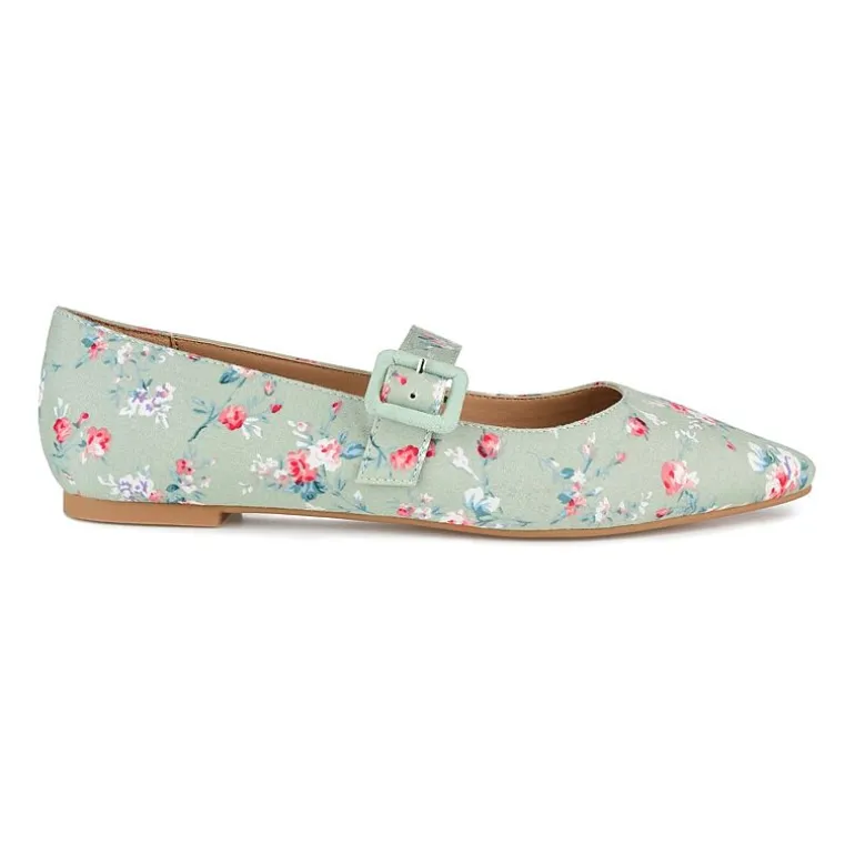 Journee Collection Karissa Womens Round Closed Toe Ballet Flats