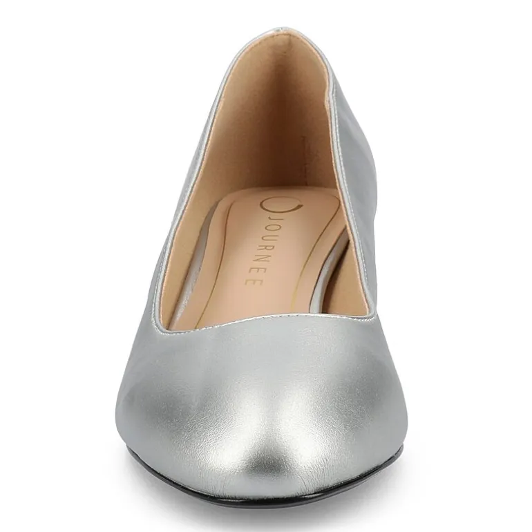 Journee Collection Saarii Womens Round Closed Toe Block Heel Pumps