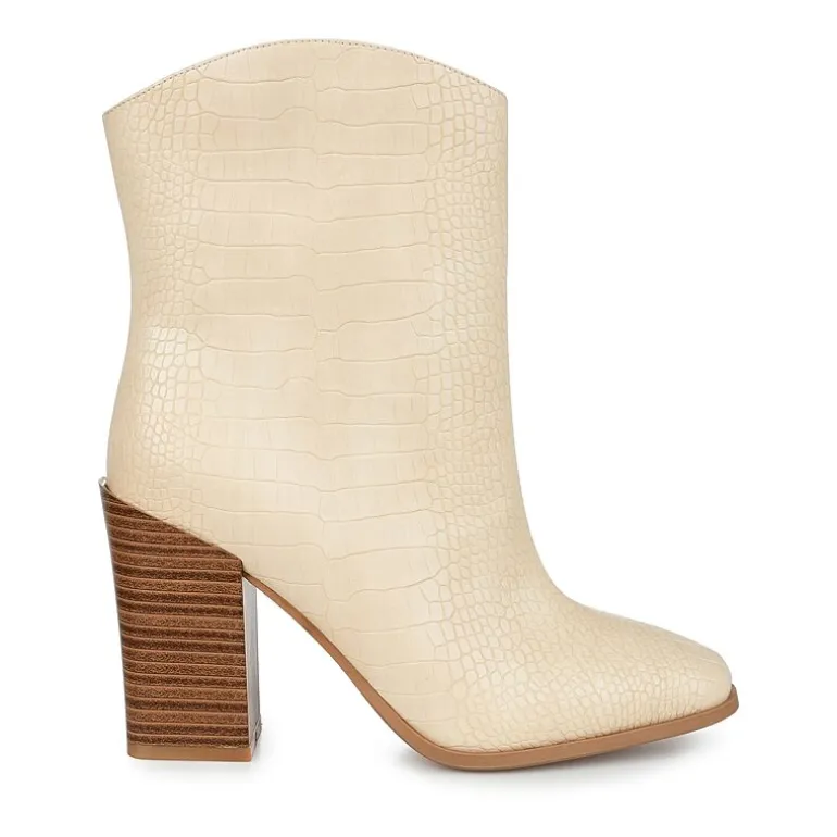 Journee Collection Womens Brekinn Stacked Heel Booties
