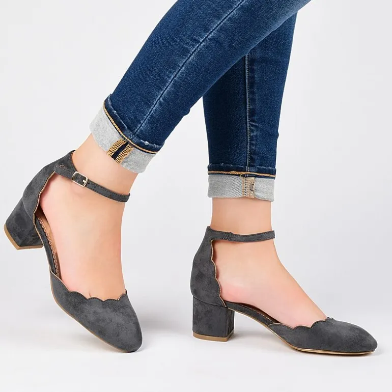 Journee Collection Womens Edna Heeled Sandals