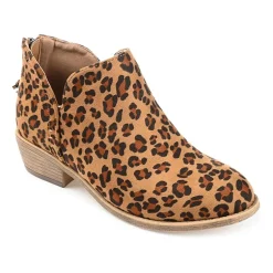 Journee Collection Womens Livvy Block Heel Booties