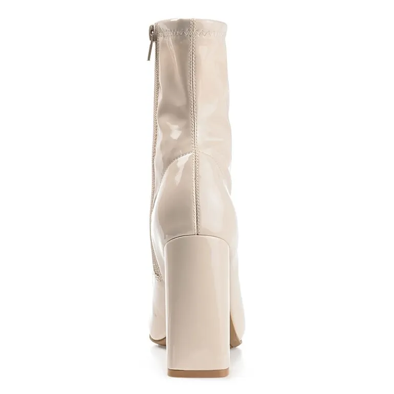 Journee Collection Womens Veralee Block Heel Booties