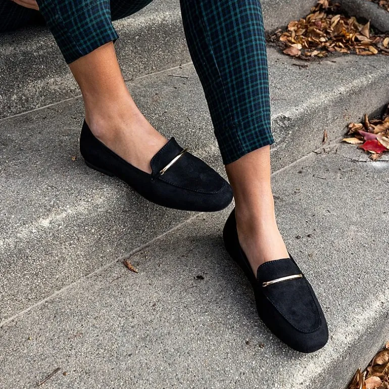Journee Collection Wrenn Womens Moc Closed Toe Loafers