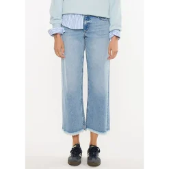 KanCan Women's Essentials Mid Rise Crop Wide Jeans Mal