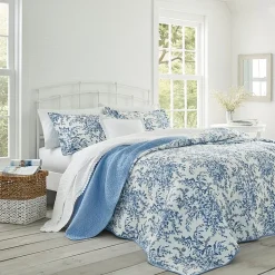Laura Ashley Bedford Quilt Set
