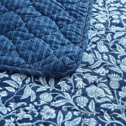 Laura Ashley Elaina Quilt Set
