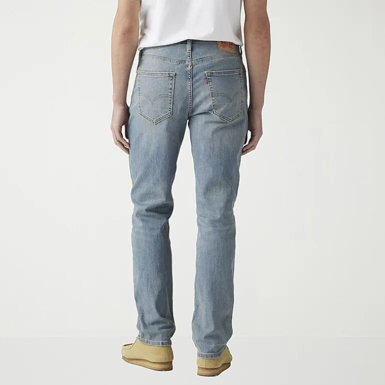 Levi's® Mens 541™ Tapered Leg Athletic Fit Jean