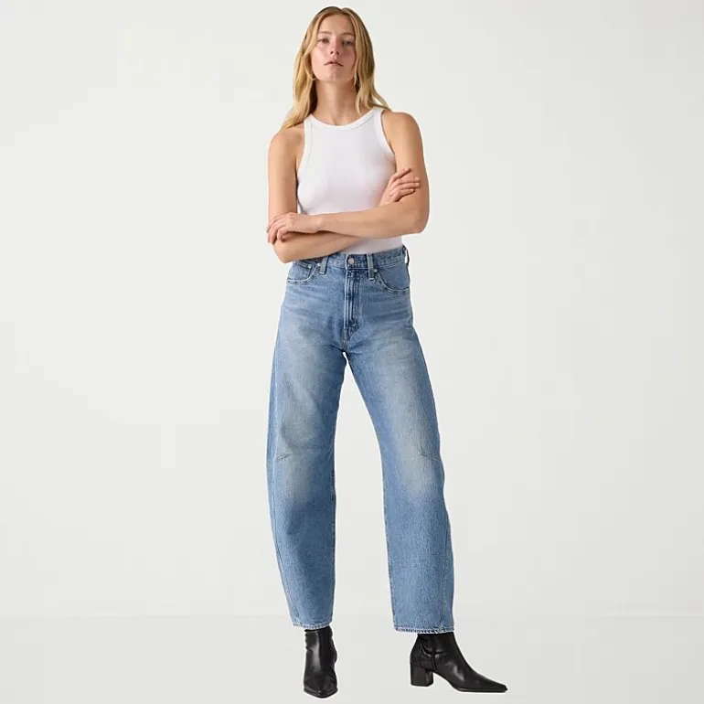 Levi's® Women's Cinch Barrel Jeans