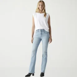 Levi's® Womens 725™ High Rise Bootcut Jean