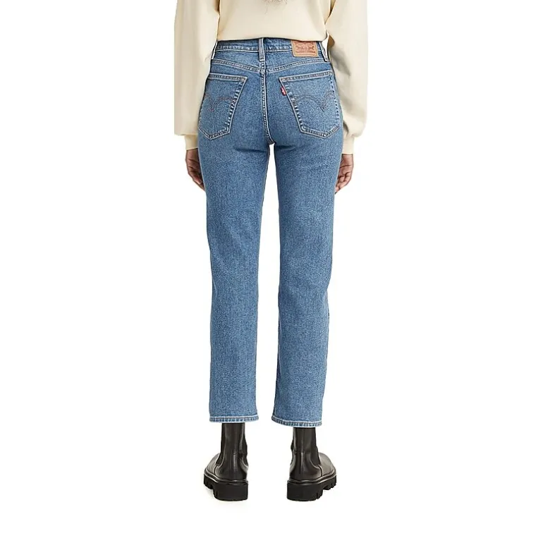 Levi's® Womens High Rise Wedgie Straight Jean