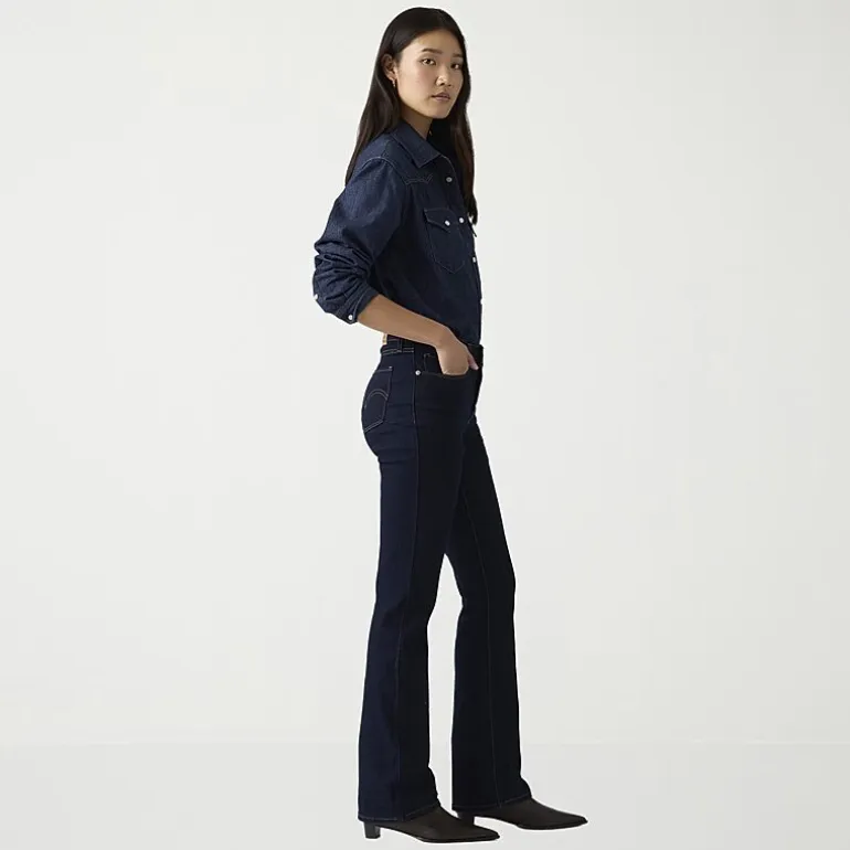 Levi's® Womens Mid Rise Classic Bootcut Jean