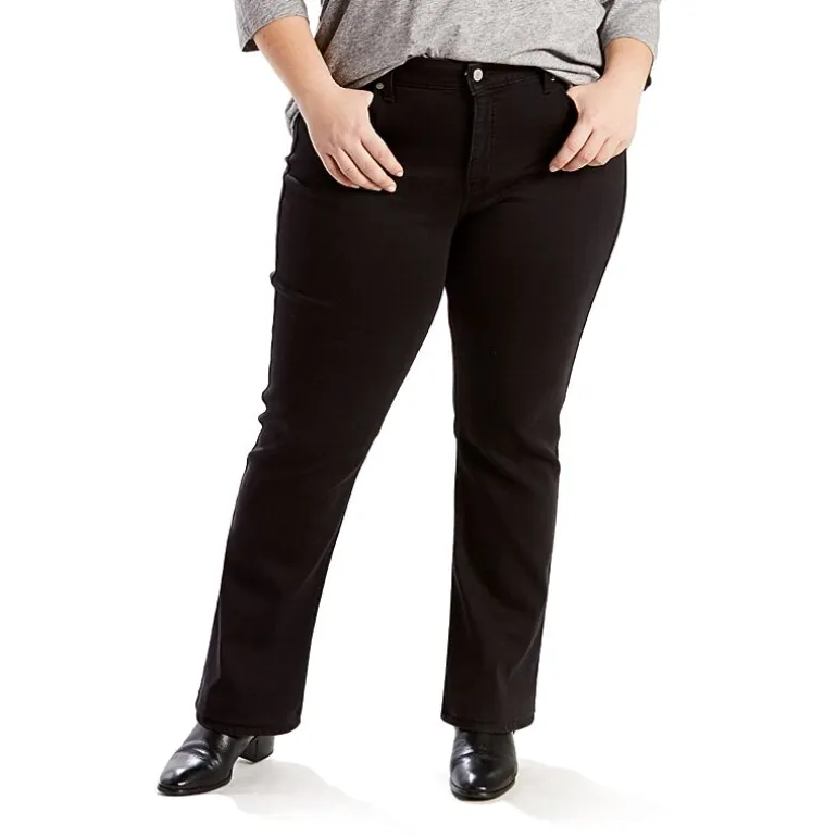 Levi's® Womens Plus Classic Straight Jean
