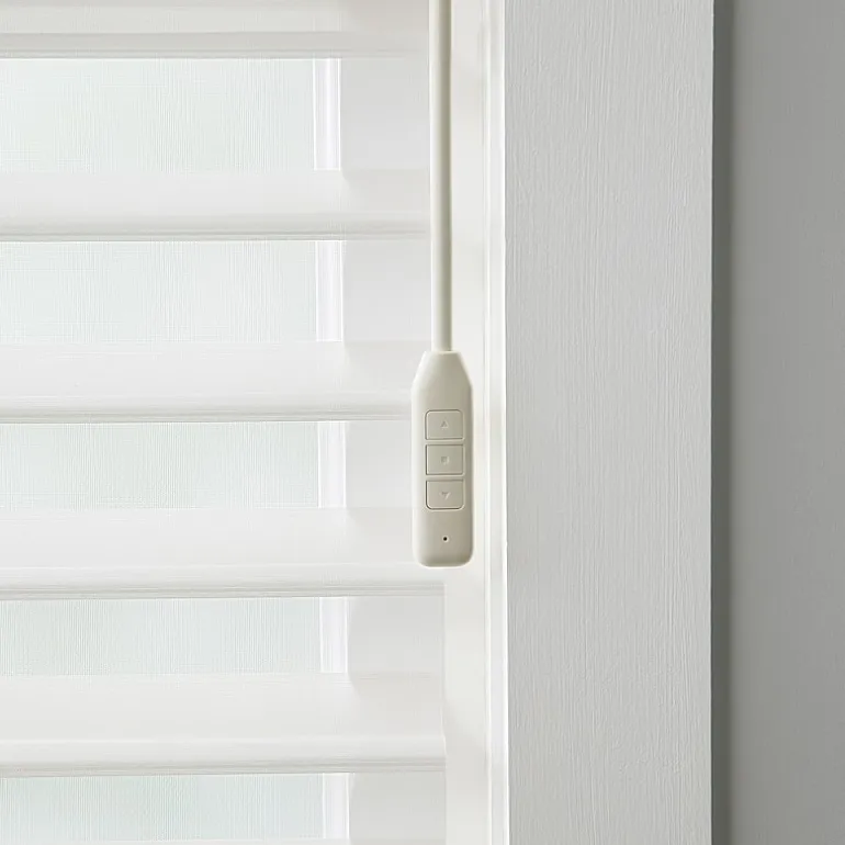LEVOLOR Camden Motorized Wand 3" Custom Room Darkening Cordless Sheer Shade