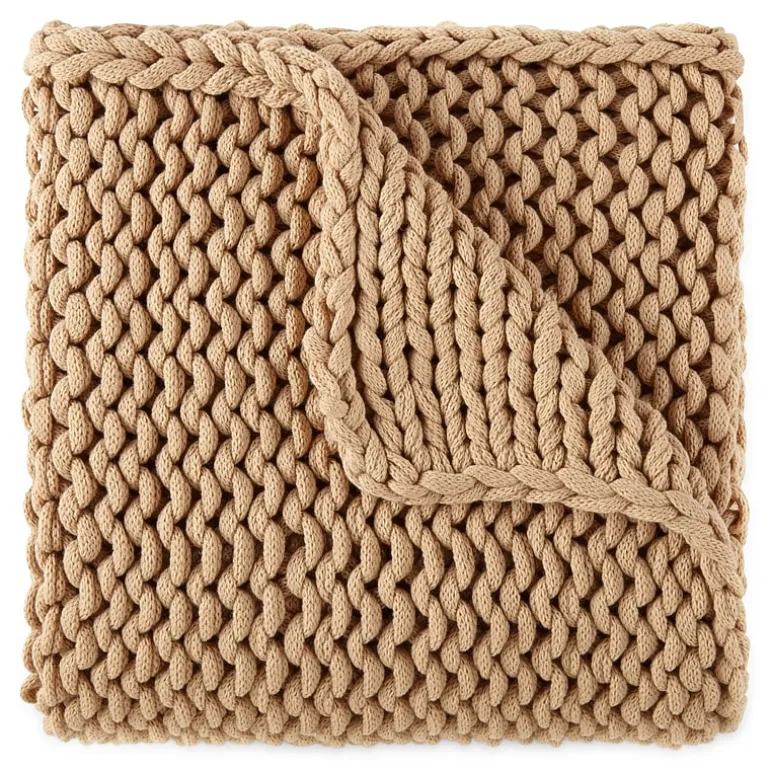Linden Street Chunky Knit Throw