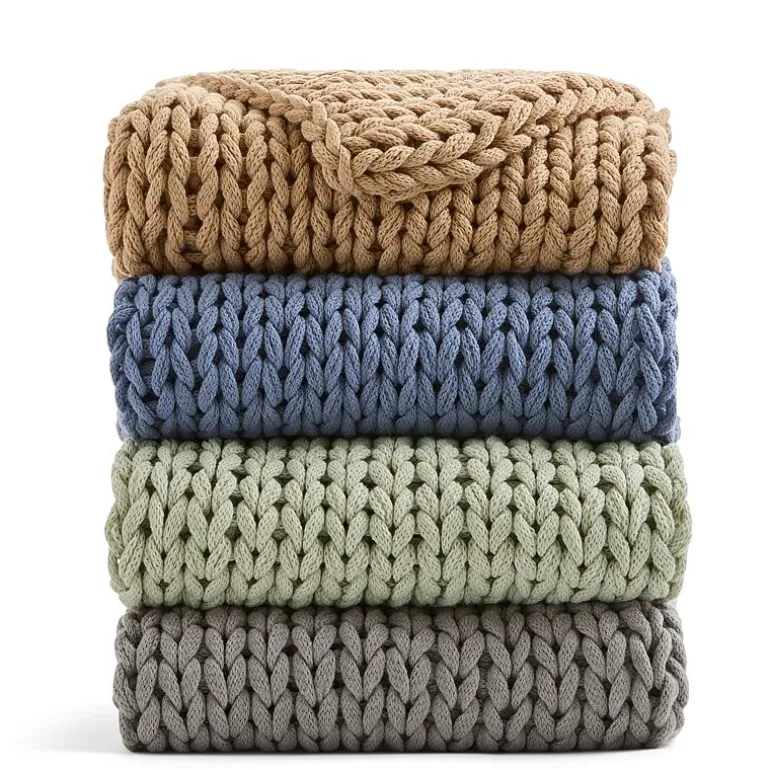 Linden Street Chunky Knit Throw
