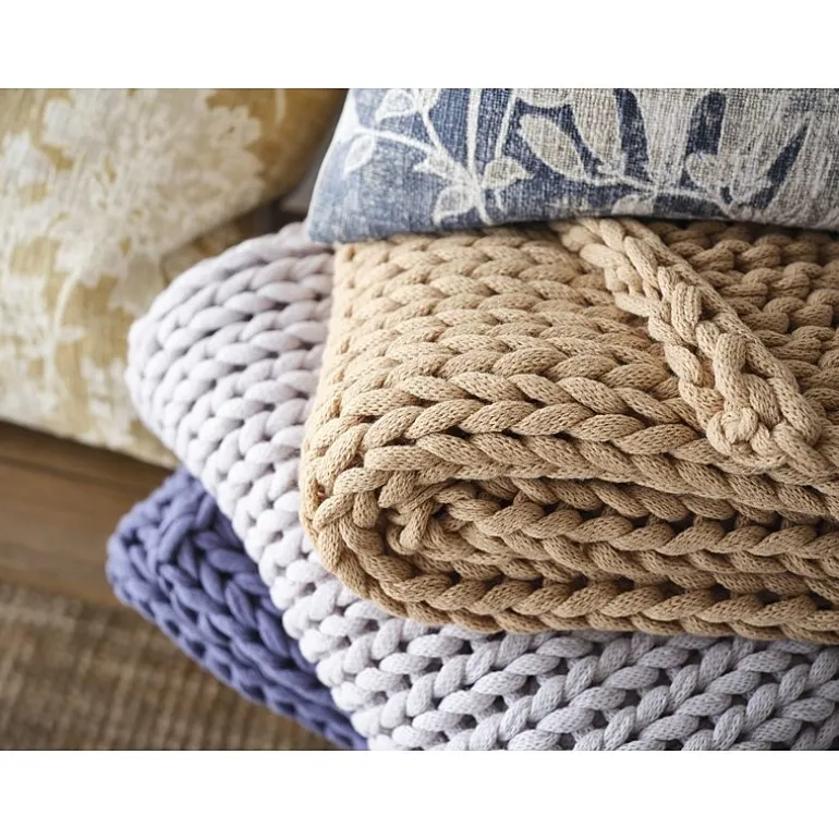 Linden Street Chunky Knit Throw