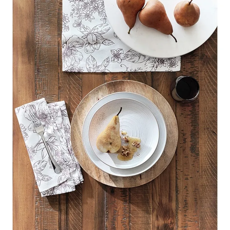 Linden Street Houlton Table Runner