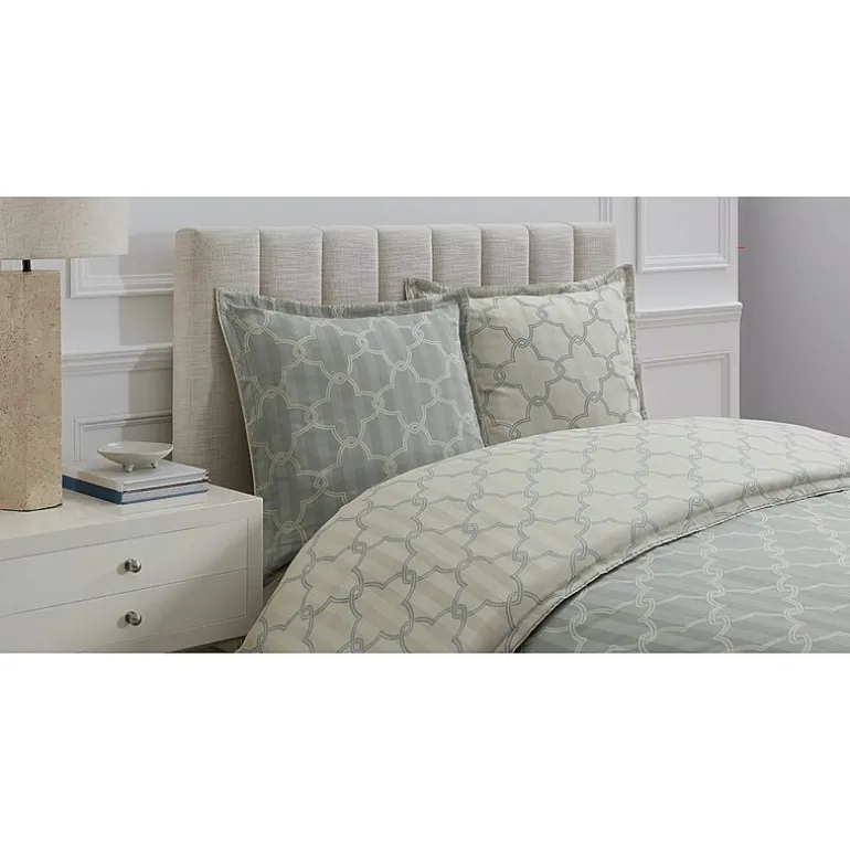Liz Claiborne Adelaide 3-pc. Comforter Set
