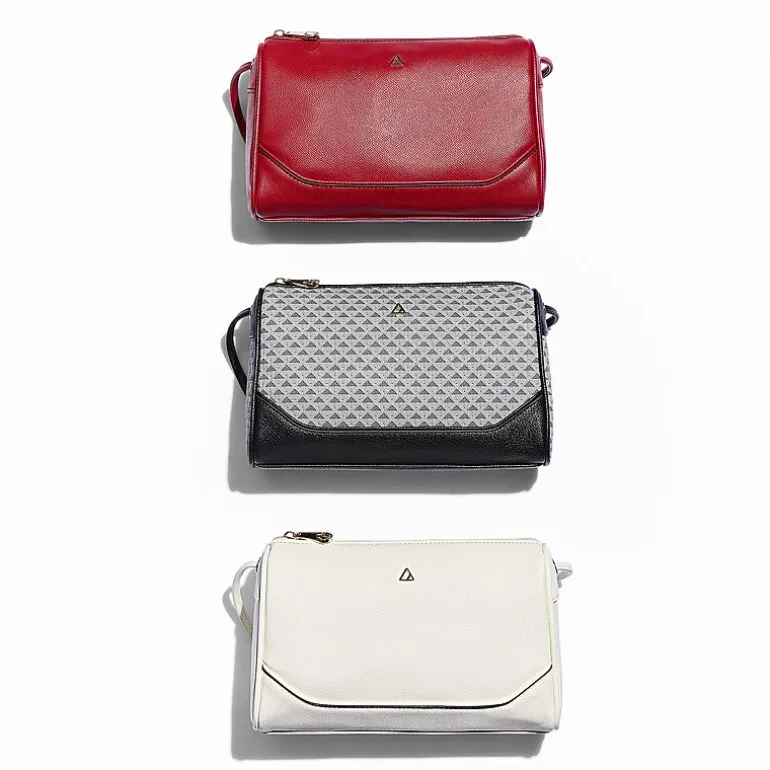Liz Claiborne Aria Med Crossbody Bag