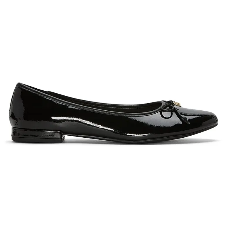 Liz Claiborne Chelsey Womens Round Closed Toe Ballet Flats