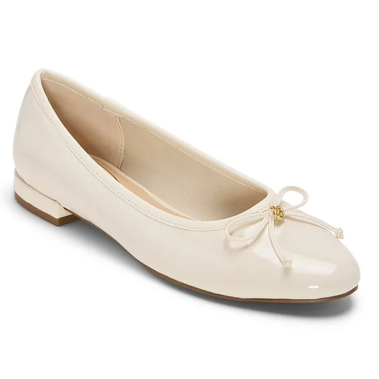 Liz Claiborne Chelsey Womens Round Closed Toe Ballet Flats