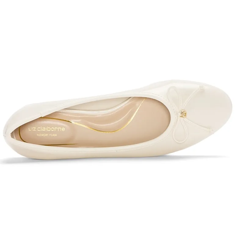 Liz Claiborne Chelsey Womens Round Closed Toe Ballet Flats
