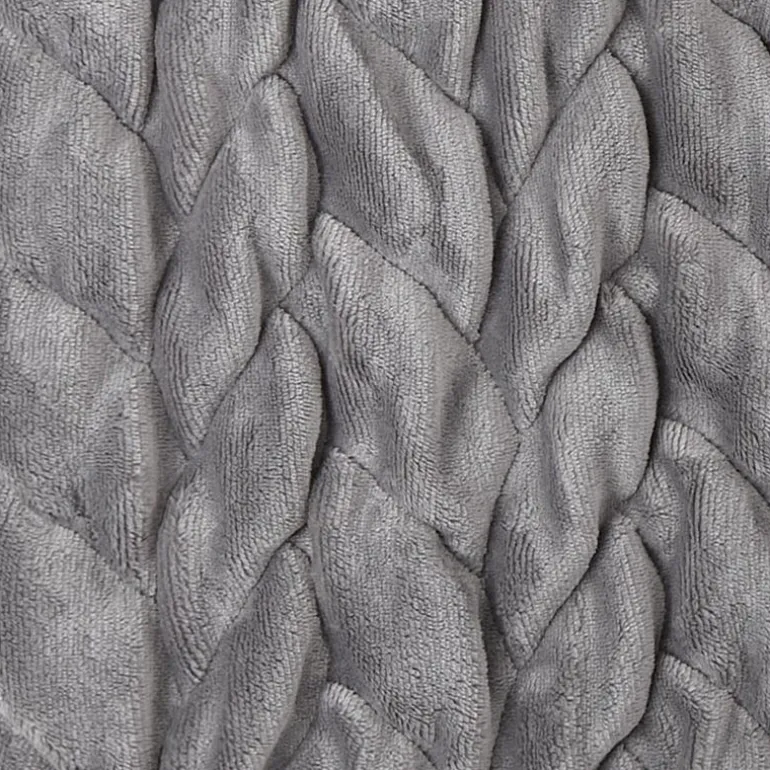 Liz Claiborne Chunky Chevron Throw