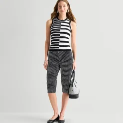 Liz Claiborne Lisa Womens Stretch Fabric Straight Mid Rise Capri Pant