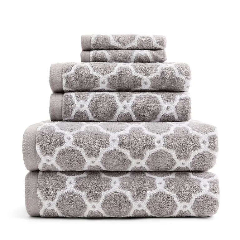 Liz Claiborne Signature Lattice Plush Bath Towel