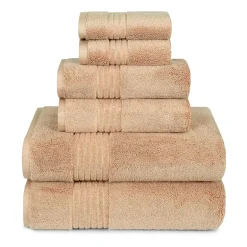 Liz Claiborne Signature Plush Bath Towel