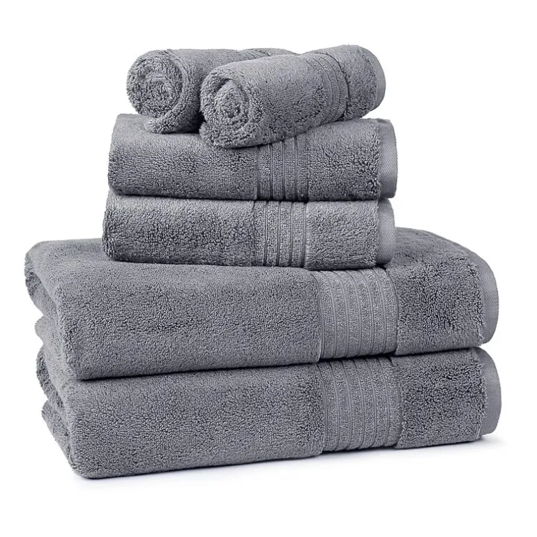 Liz Claiborne Signature Plush Bath Towel