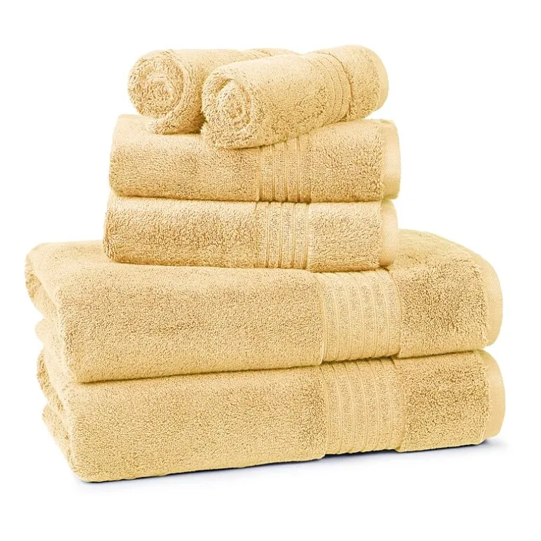 Liz Claiborne Signature Plush Bath Towel