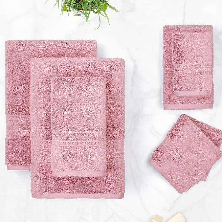 Liz Claiborne Signature Plush Bath Towel