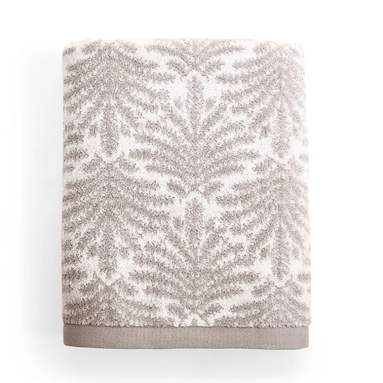 Liz Claiborne Signature Sprigs Plush Bath Towel