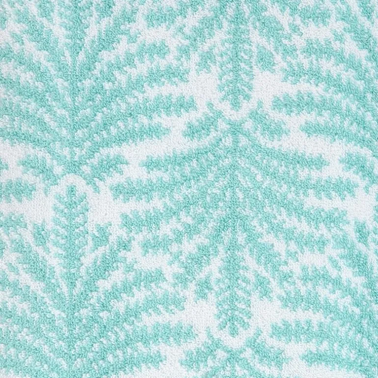 Liz Claiborne Signature Sprigs Plush Bath Towel