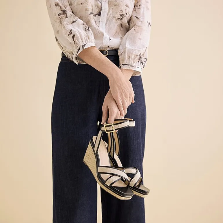 Liz Claiborne Womens Middle Wedge Sandals