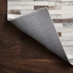 Loloi Maddox Animal Indoor Rectangular Accent Rug