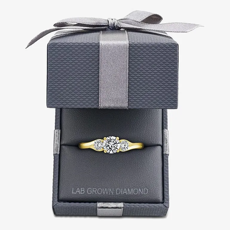 Love Lives Forever (G / Si1-Si2) Womens 1 CT. T.W. Lab Grown White Diamond 10K Gold Round 3-Stone Engagement Ring