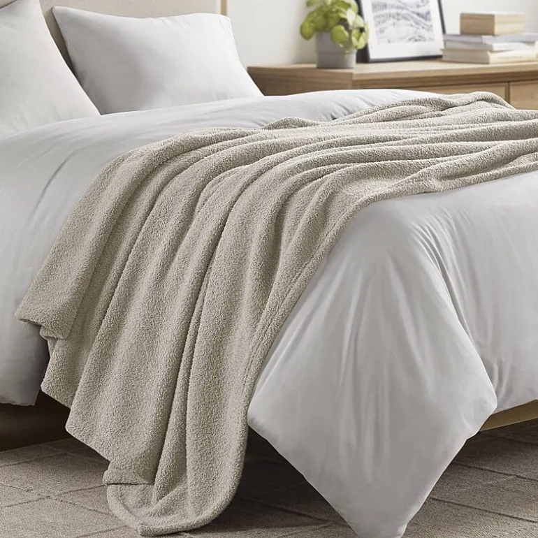 Madison Park Dream Soft Lightweight Blanket