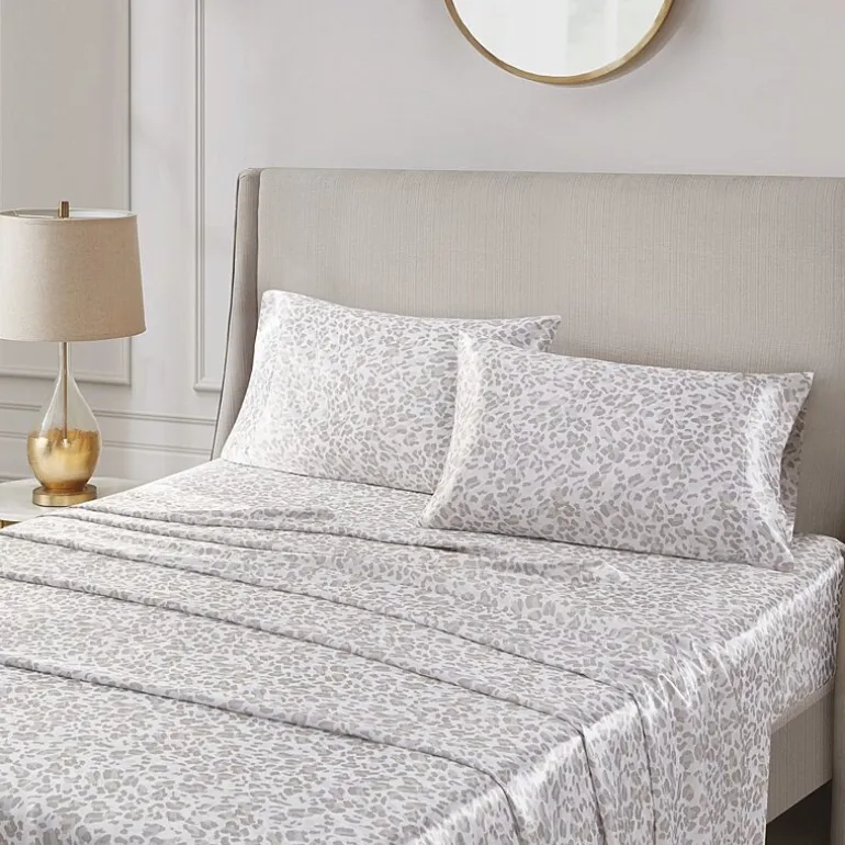 Madison Park Essentials Satin Wrinkle Resistant Pillowcase