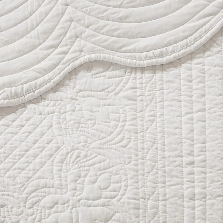 Madison Park Marino 3-Pc Reversible Scalloped Edge Quilt Set