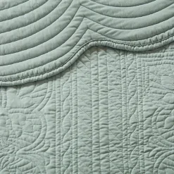Madison Park Marino 3-Pc Reversible Scalloped Edge Quilt Set
