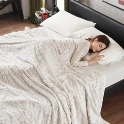 Madison Park Marselle Faux Fur Blanket