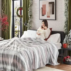 Madison Park Marselle Faux Fur Blanket