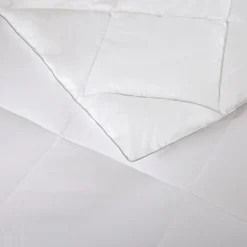Madison Park Signature 1000tc Cotton Blend Midweight Down Alternative Comforter