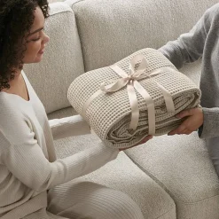 Madison Park Waffle Weave Cotton Lightweight Blanket