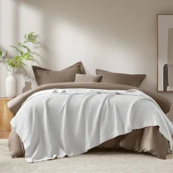 Madison Park Waffle Weave Cotton Lightweight Blanket