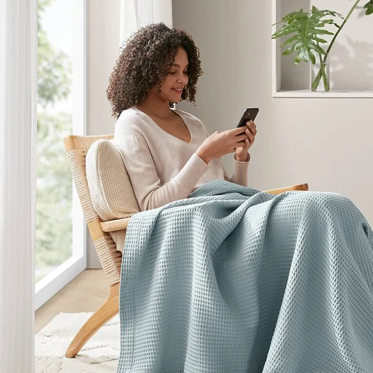 Madison Park Waffle Weave Cotton Lightweight Blanket