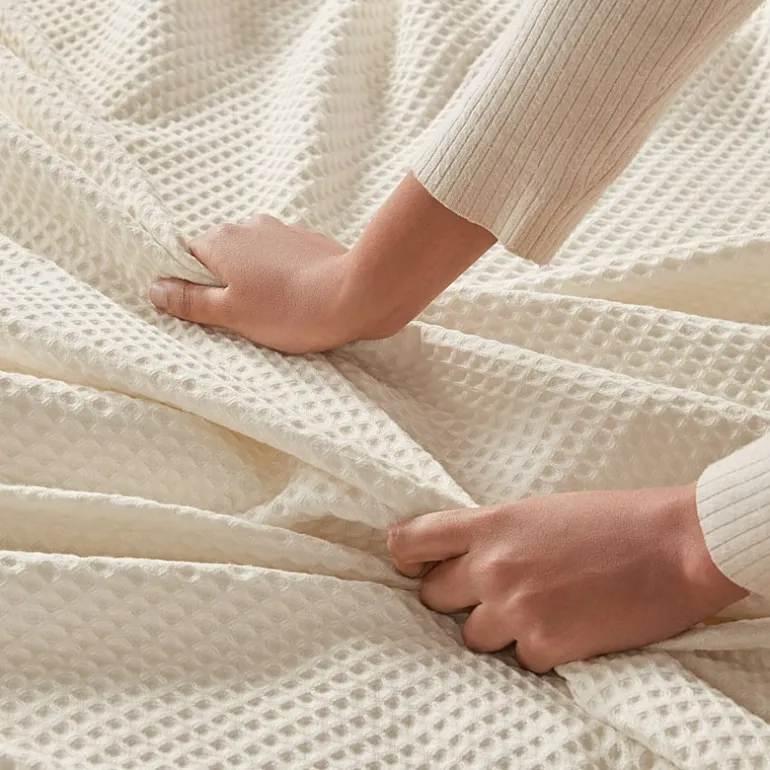 Madison Park Waffle Weave Cotton Lightweight Blanket