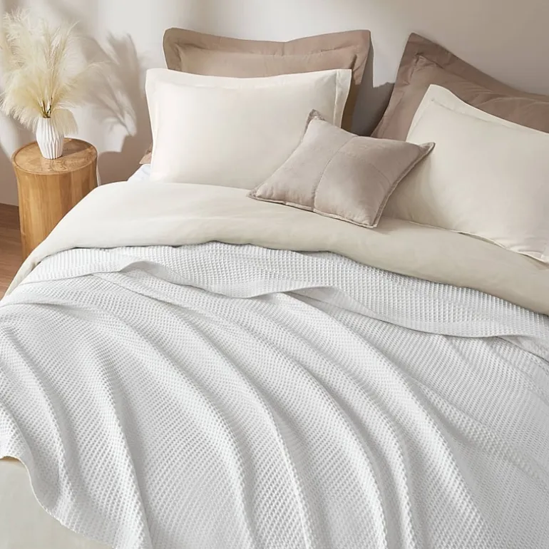 Madison Park Waffle Weave Cotton Lightweight Blanket